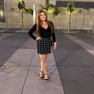 Meet your Posher, Stephany